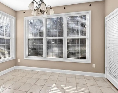 3968 Lake Ruby Lane - Photo Thumbnail 16