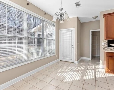 3968 Lake Ruby Lane - Photo Thumbnail 15