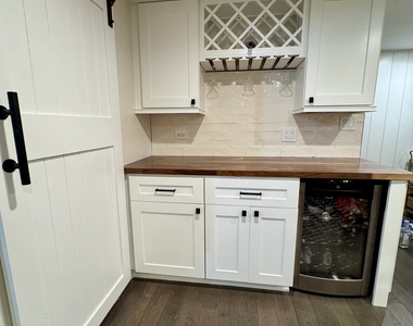 639 Maple Court - Photo Thumbnail 17
