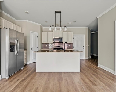 4215 Fulson Court - Photo Thumbnail 5