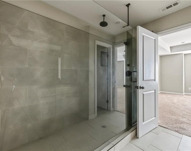 4215 Fulson Court - Photo Thumbnail 16