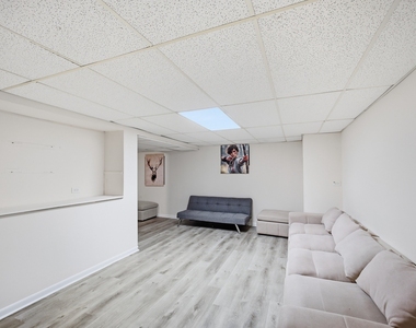 1204 Inverrary Lane - Photo Thumbnail 6