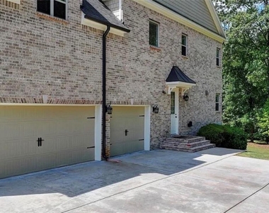 4105 Hopewell Springs Drive - Photo Thumbnail 11