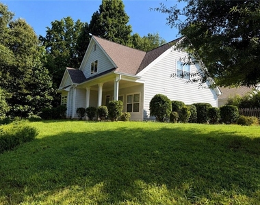 8850 Four Mile Creek Road - Photo Thumbnail 5