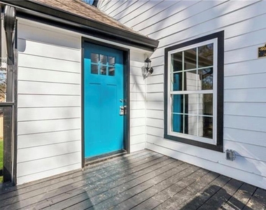 3482 Atlanta Street - Photo Thumbnail 9
