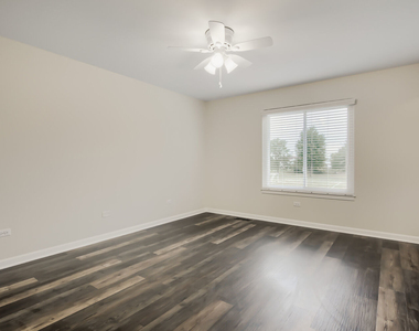 26438 W Deer Path - Photo Thumbnail 7