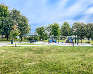 26438 W Deer Path - Photo Thumbnail 17