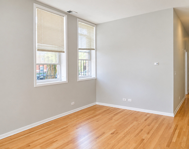 2158 W Erie Street - Photo Thumbnail 3