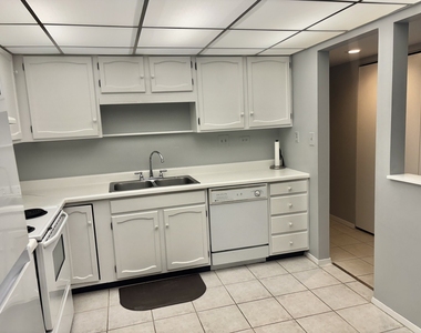 350 Plum Creek Drive - Photo Thumbnail 12