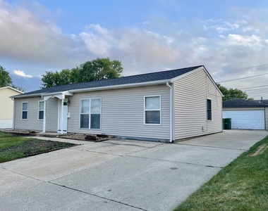245 Healy Avenue - Photo Thumbnail 1