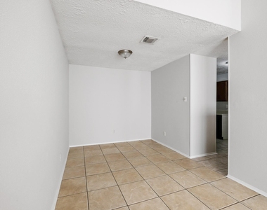 5420 Ridge Wind Lane - Photo Thumbnail 4