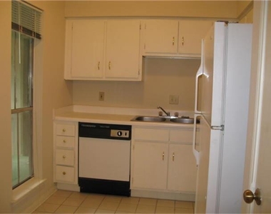 2100 Tanglewilde Street - Photo Thumbnail 5