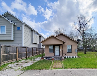 5106 Hershe Street - Photo Thumbnail 27