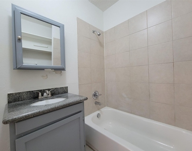 5106 Hershe Street - Photo Thumbnail 19