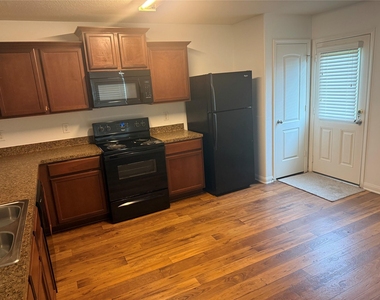 12711 Mystic Water Lane - Photo Thumbnail 2