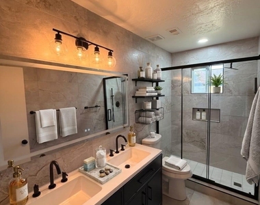 5415 Fawn Trail Lane - Photo Thumbnail 8
