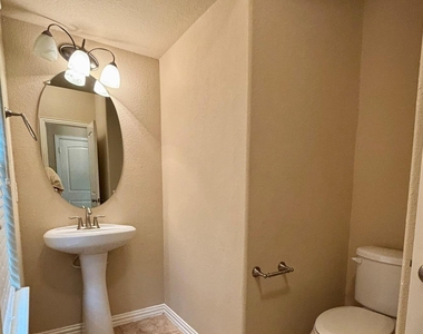 10914 Camarillo Court - Photo Thumbnail 4