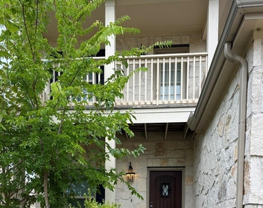 10914 Camarillo Court - Photo Thumbnail 2