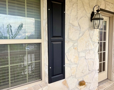 10914 Camarillo Court - Photo Thumbnail 40