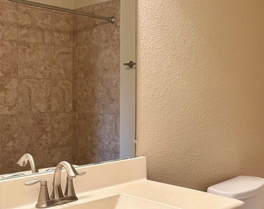 10914 Camarillo Court - Photo Thumbnail 32
