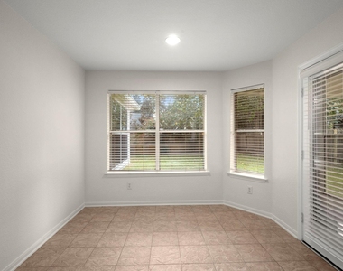 34 S Rambling Ridge Place - Photo Thumbnail 15