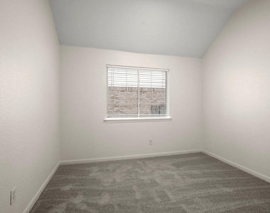 34 S Rambling Ridge Place - Photo Thumbnail 24
