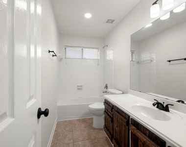 34 S Rambling Ridge Place - Photo Thumbnail 25