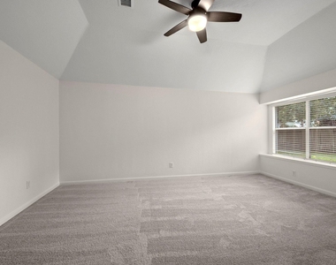 34 S Rambling Ridge Place - Photo Thumbnail 17