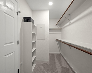 34 S Rambling Ridge Place - Photo Thumbnail 20