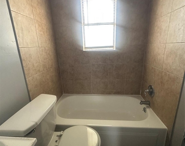 8717 Spaulding Street - Photo Thumbnail 34