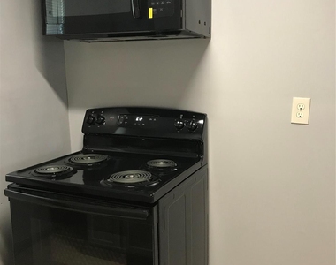 8717 Spaulding Street - Photo Thumbnail 22