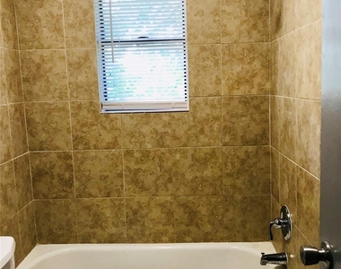 8717 Spaulding Street - Photo Thumbnail 16