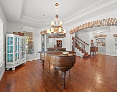 9302 Brady Branch Lane - Photo Thumbnail 9