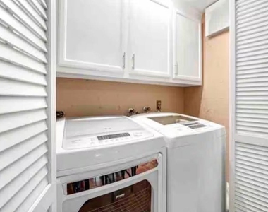 2526 Creekway Circle - Photo Thumbnail 36