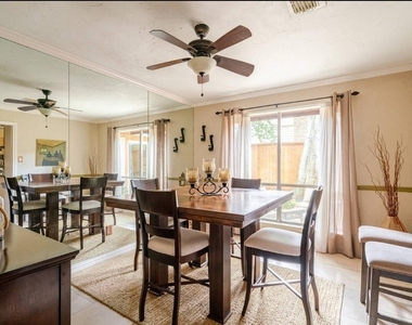 2526 Creekway Circle - Photo Thumbnail 10