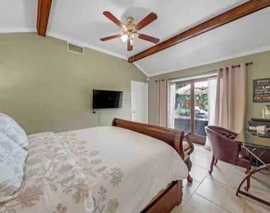 2526 Creekway Circle - Photo Thumbnail 20