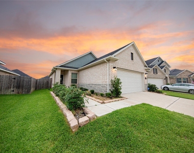 31206 Whitfield Court - Photo Thumbnail 1