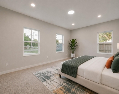 336 De Haven Street - Photo Thumbnail 16