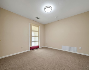 10732 Briar Forest Drive - Photo Thumbnail 14