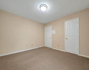 10732 Briar Forest Drive - Photo Thumbnail 13