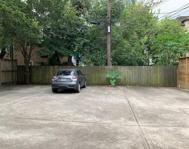 501 Peden Street - Photo Thumbnail 4