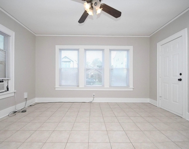 501 Peden Street - Photo Thumbnail 2