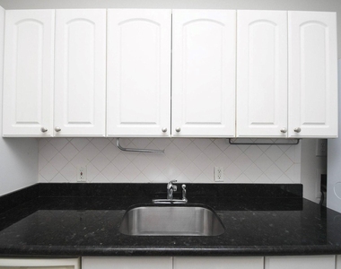 501 Peden Street - Photo Thumbnail 10