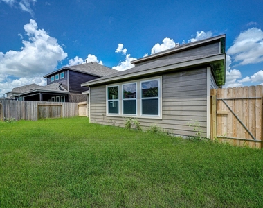 1015 Willowick Bay Drive - Photo Thumbnail 37