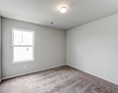 1015 Willowick Bay Drive - Photo Thumbnail 32