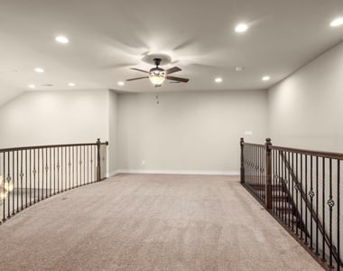 9026 Centennial Drive - Photo Thumbnail 24