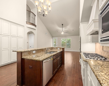 9026 Centennial Drive - Photo Thumbnail 7
