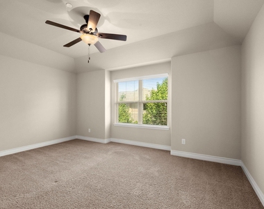 9026 Centennial Drive - Photo Thumbnail 26