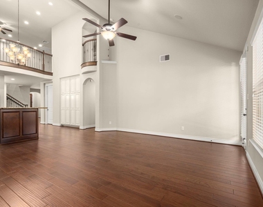 9026 Centennial Drive - Photo Thumbnail 10
