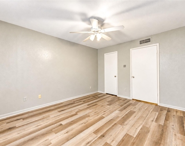 6606 De Moss Drive - Photo Thumbnail 20